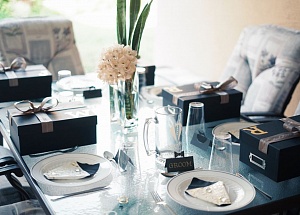 Стол кухонный стеклянный