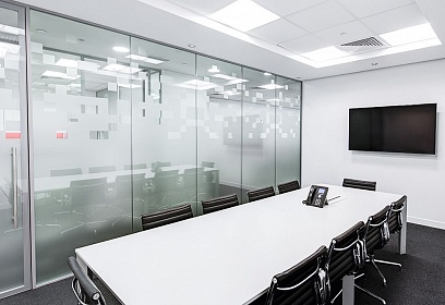 Стеклянные офисные перегородки