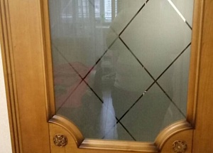 Стекло для дверей