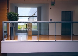 Стеклянные ограждения